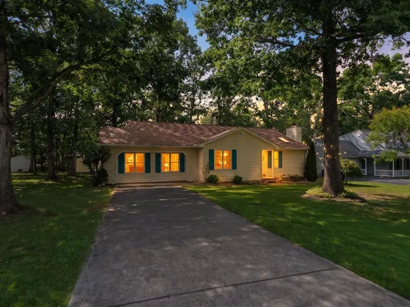 345 Cooper Dr, Stuarts Draft, VA 24477