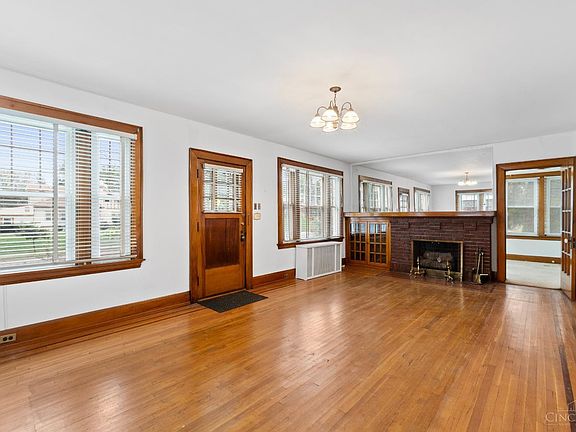 4th image of 3600 Erie Ave