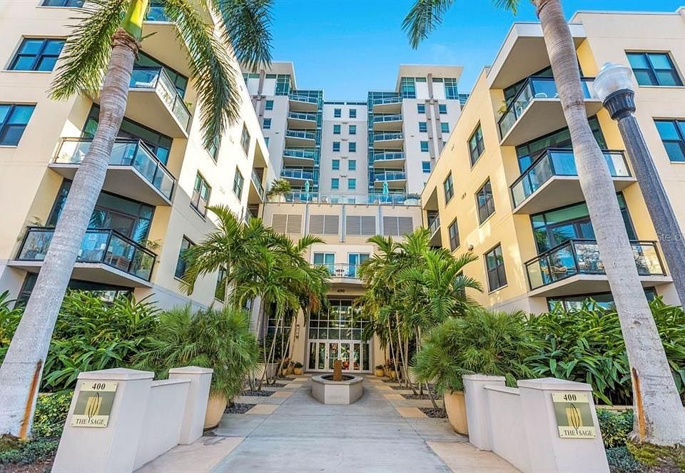 1st image of 400 4TH AVENUE S #408