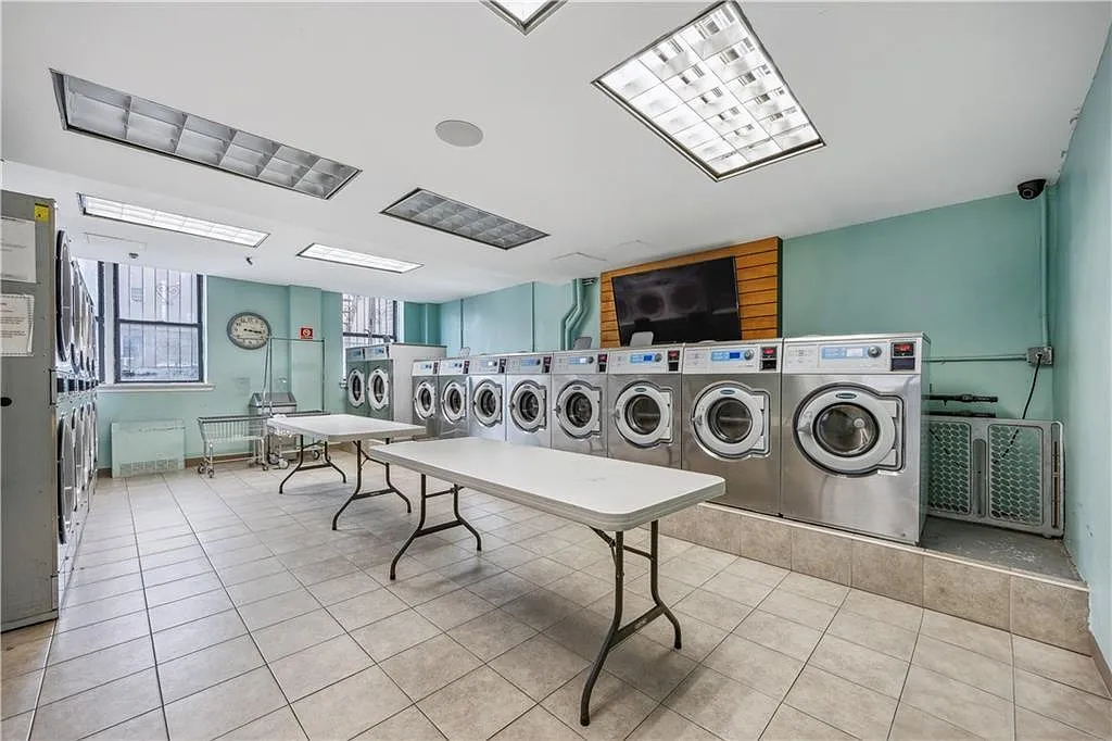 1 bed, 800 sqft, $2,000 — Photo 1