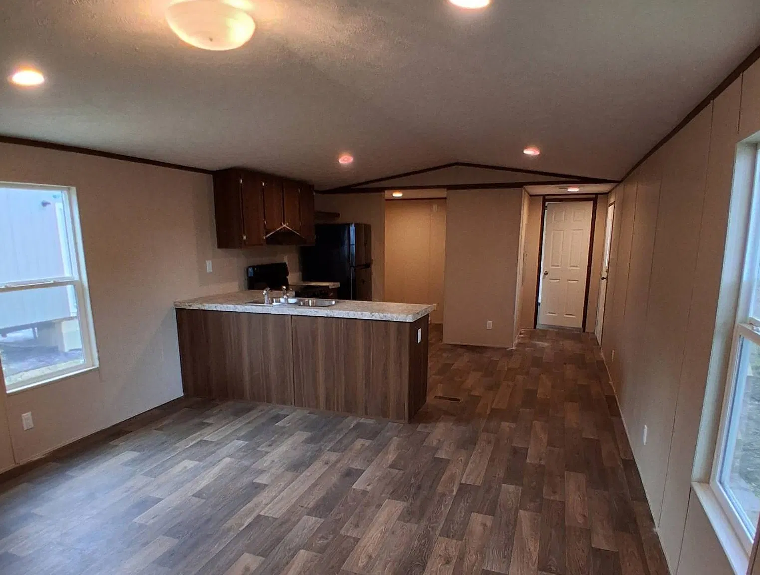 1721 Pinn Rd — Photo 1
