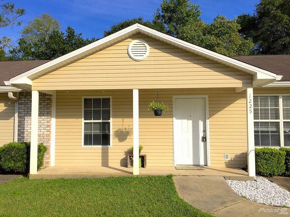 Front_of_home_secondshot