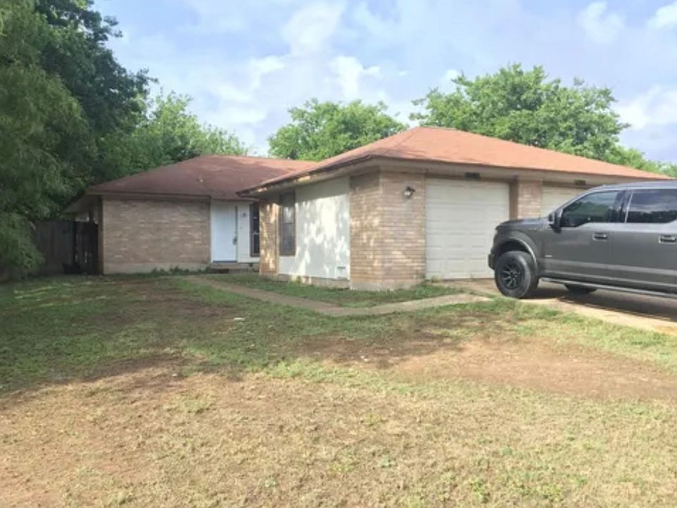 1st image of 8851 Meadow Range St