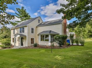 92 Bagburn Hill Rd, Monroe, CT 06468