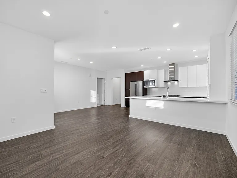 1850 El Camino Real #210 — Photo 7