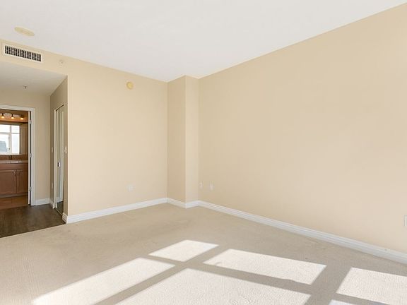 3rd image of 850 Beech St Unit 1203