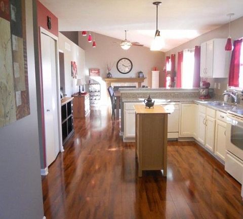 2nd image of 331 Fernwood Ct