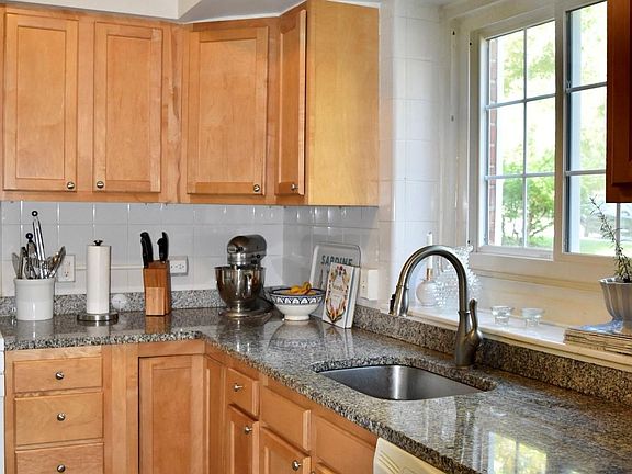 Kitchen with washing machine