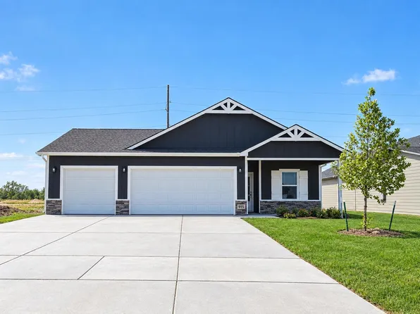 915 N Forestview St, Wichita, KS 67235