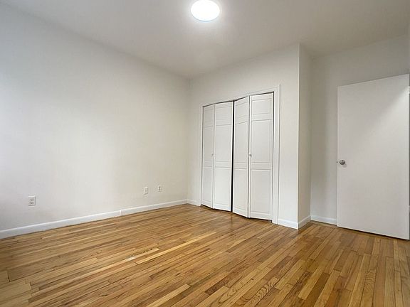 5th image of 332 E 84th St APT 1D