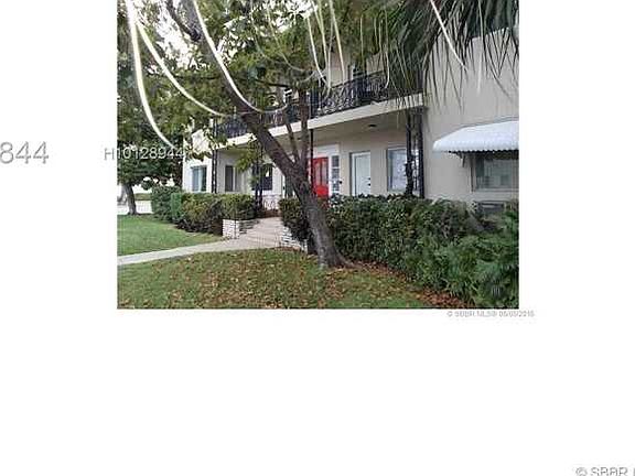 2nd image of 1510 West Ave APT 1