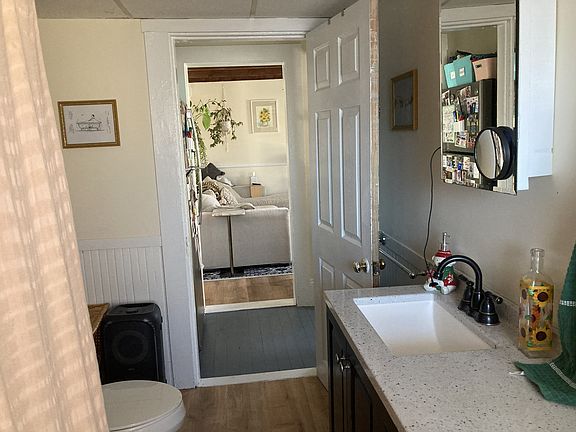 5th image of 48 4th St APT 4