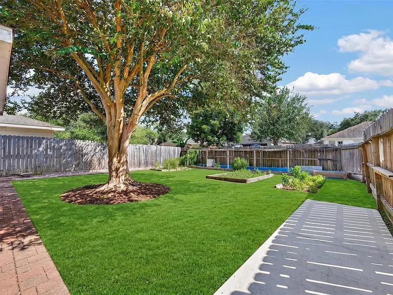 15307 Flemington Ave — Photo 38