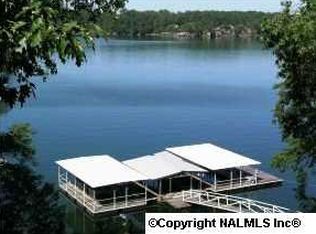 333 Mockingbird Ln, Crane Hill, AL 35053