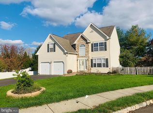 2703 Dillie Cir, Jamison, PA 18929