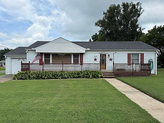 Front of home - 223 Hardin