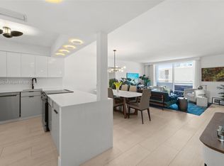 1658 Bay Rd APT 305, Miami Beach, FL 33139