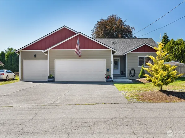 615 N 3rd Street, Elma, WA 98541