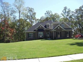 7671 Brookcrest Ct, Douglasville, GA 30135