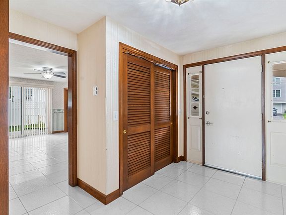 3rd image of 83 Middlesex Ave
