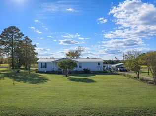 6738 Peacock Rd, Chadbourn, NC 28431