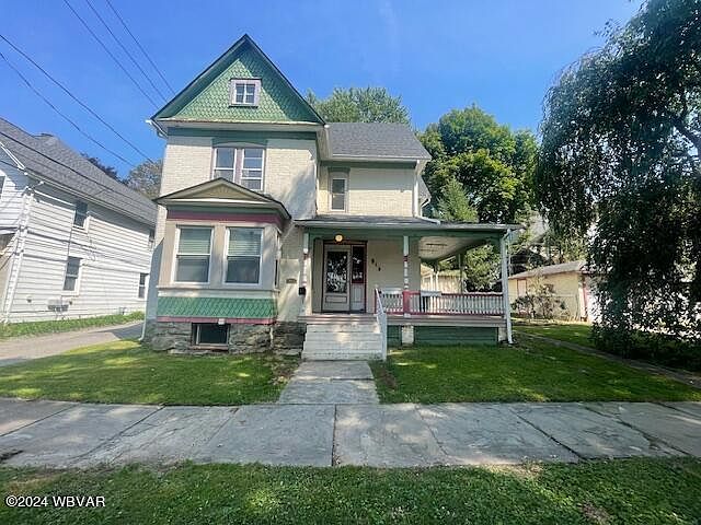 1st image of 912 Cherry St