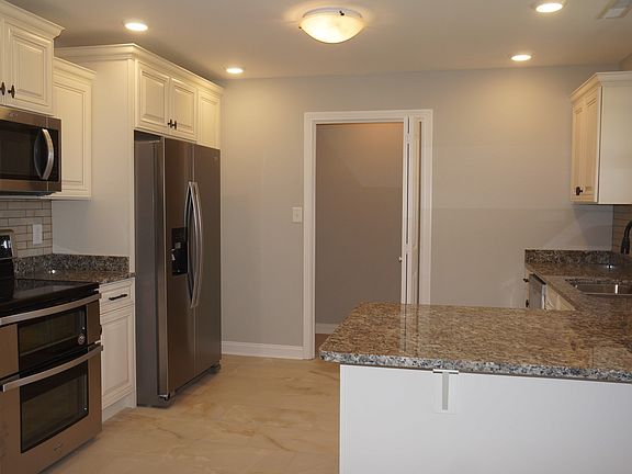 5th image of 454 Autumnwood Farms Lot 454