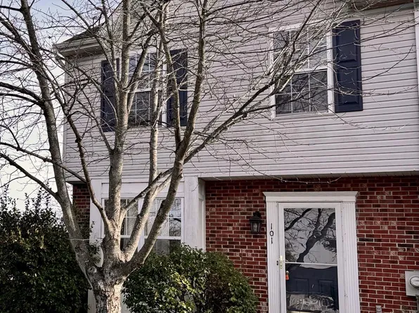 101 Amethyst Ct, Stephens City, VA 22655