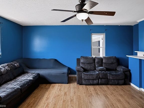 5th image of 3904 3rd Ave