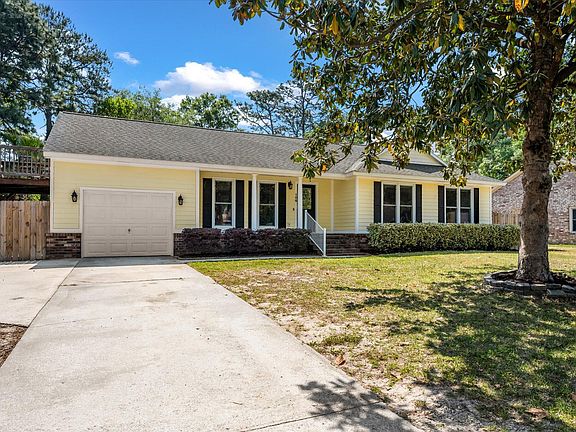 4th image of 108 Heritage Ln