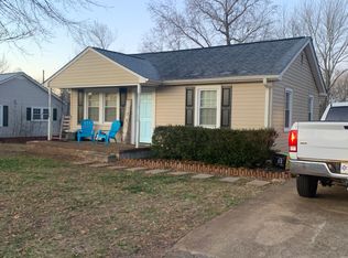 18 Enoree Rd, Travelers Rest, SC 29690