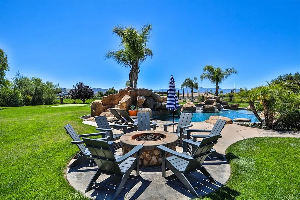 5 bed, 7.0 bath, 6157 sqft, $13,000 — Photo 4