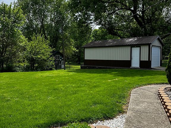 5th image of 634 Medallion Dr