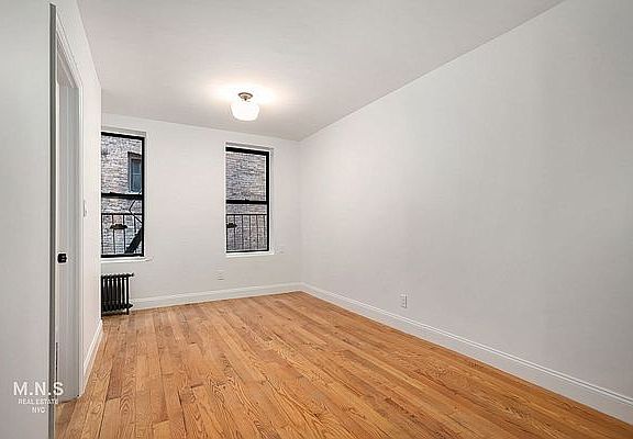 4th image of 106 8th Ave #2S