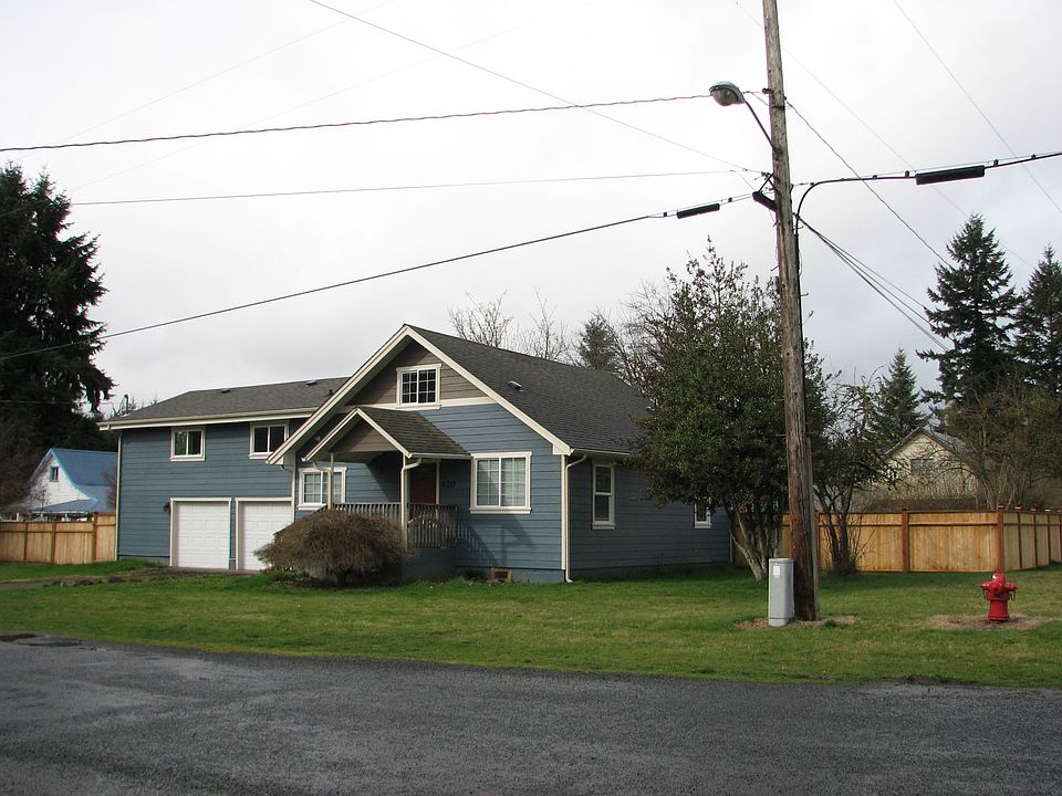 2nd image of 620 9th St