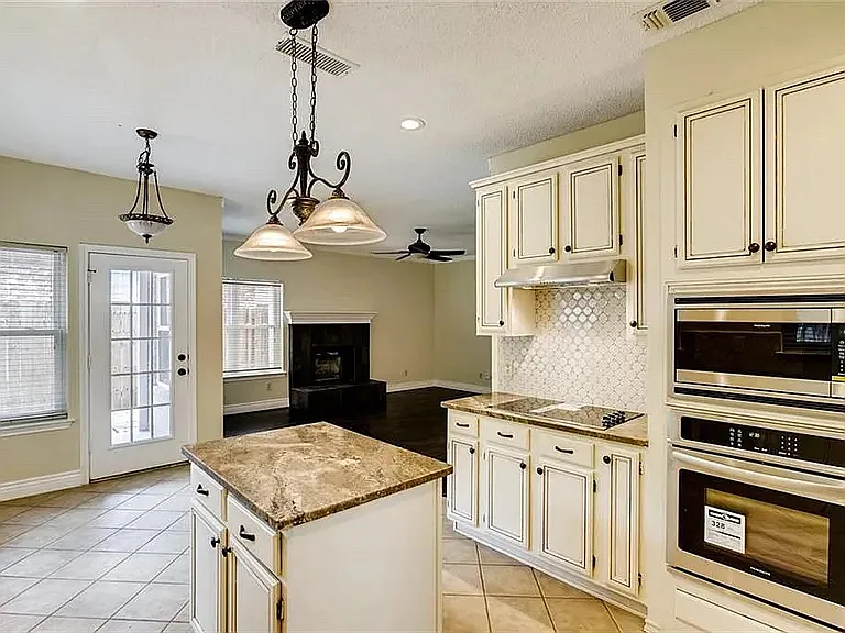 2971 Seguin Trl — Photo 6