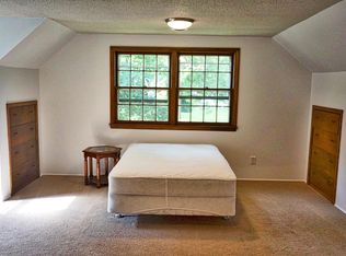 315 Ronalds St FLOOR 2, Iowa City, IA 52245