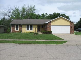 2122 Cameron Pl, Charleston, IL