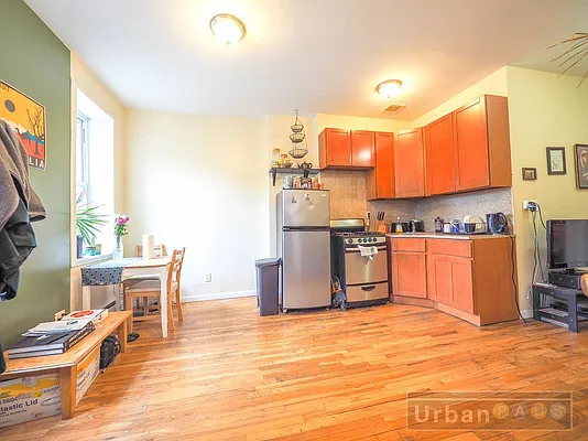 Rented by Urban Pads | media 8