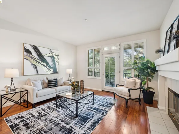 5951 Autumnwood Dr APT 4A, Walnut Creek, CA 94595
