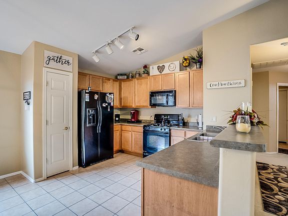 4th image of 3572 W Lost Village Ln
