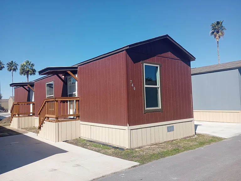 2901 E Highway 107 — Photo 45