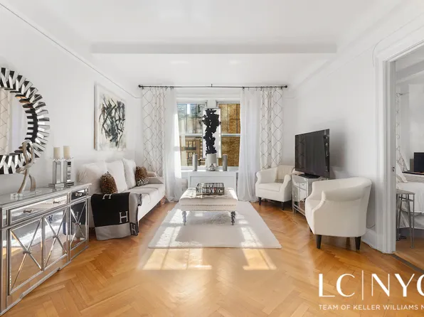 575 Park Avenue image 4 of 19