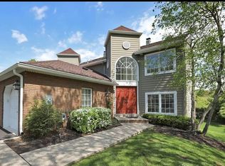 25 Fells Manor Rd, Caldwell, NJ 07006