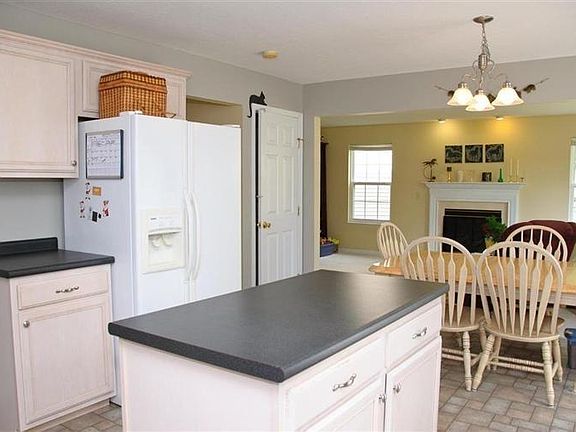 4th image of 3330 Kleeman Lake Ct