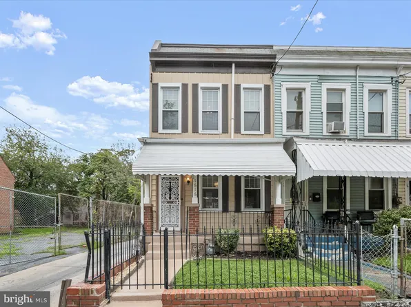 1616 T St SE, Washington, DC 20020