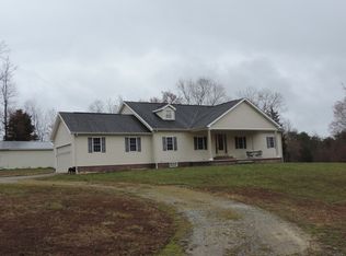 105 Ligontown Rd, Farmville, VA 23901