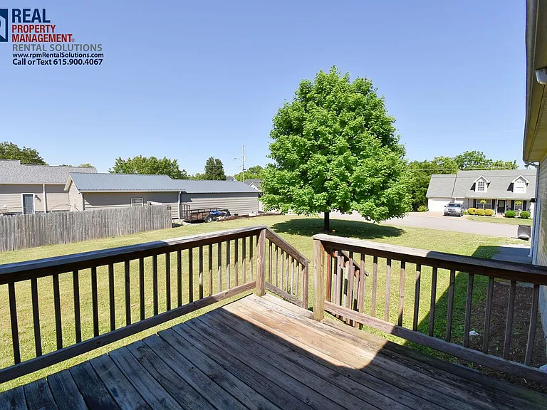 1183 Osborne Ln — Photo 24