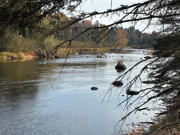 N River St #9, Eagle River, WI 54521