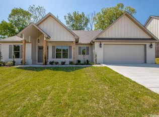 104 Harmony Village Dr, Haskell, AR 72015